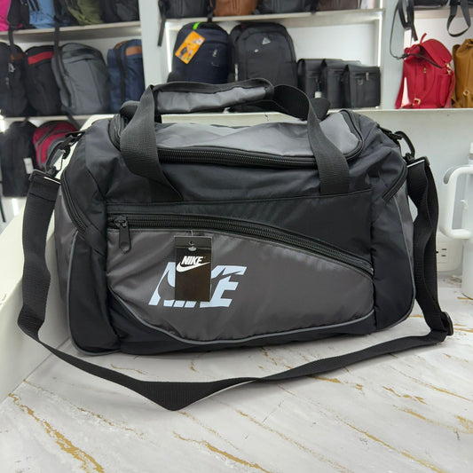 GUAYERA VIAJERA NIKE 45X35 CM PEQUEÑO