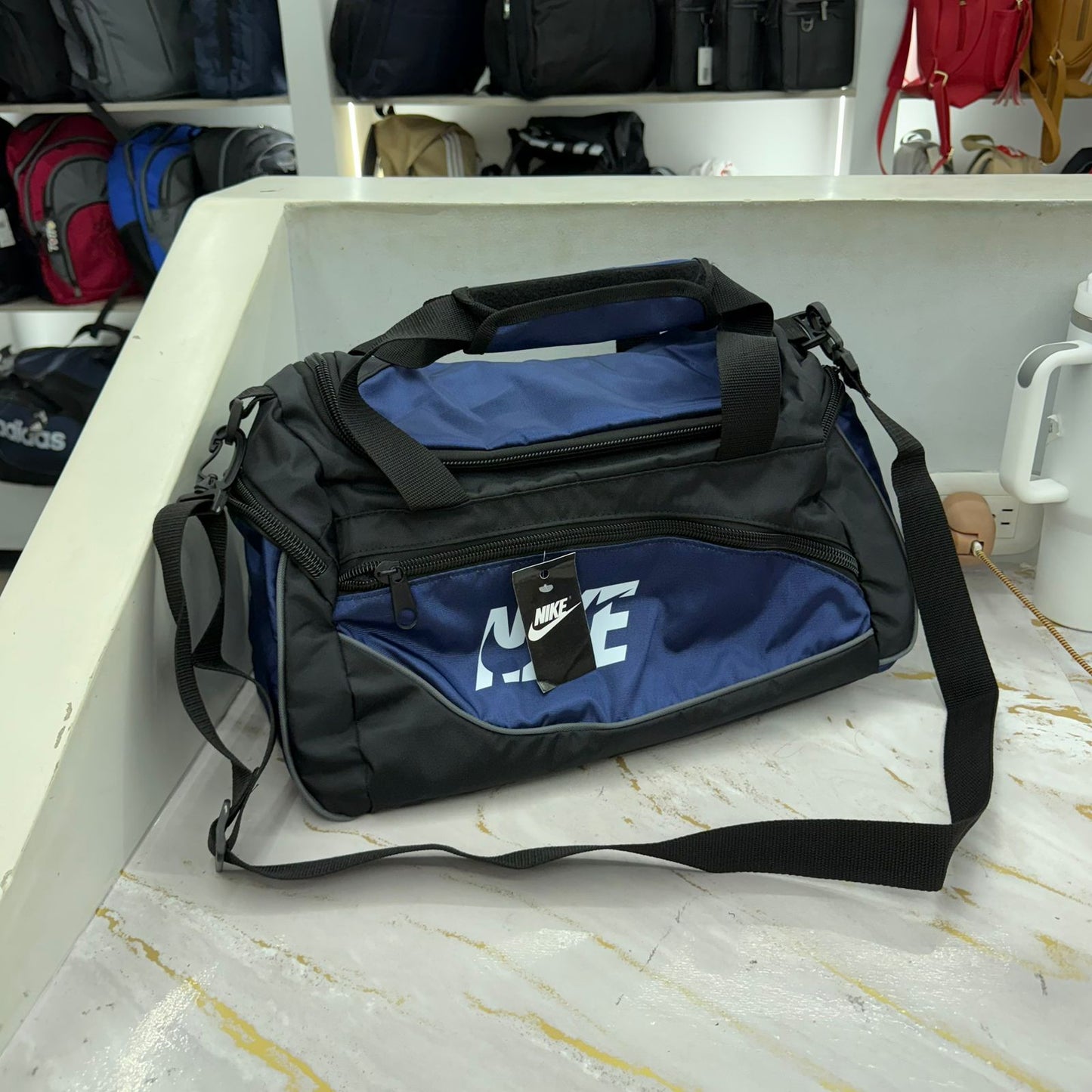 GUAYERA VIAJERA NIKE 45X35 CM PEQUEÑO