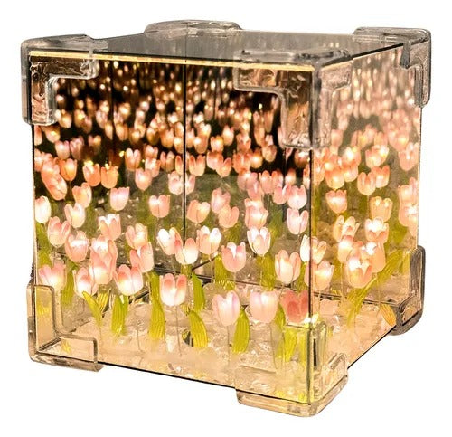 🌷✨ Lámpara Tulipanes Infinito – Elegancia y Magia en un Cubo ✨🌷