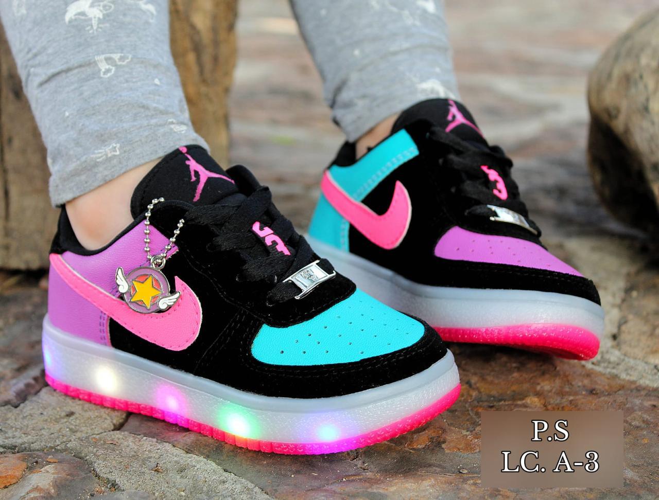 Tenis Nike Force One Niñas con Luces