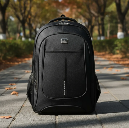 Mochila Hombre CM 60L con Porta Portátil – Amplia y Resistente
