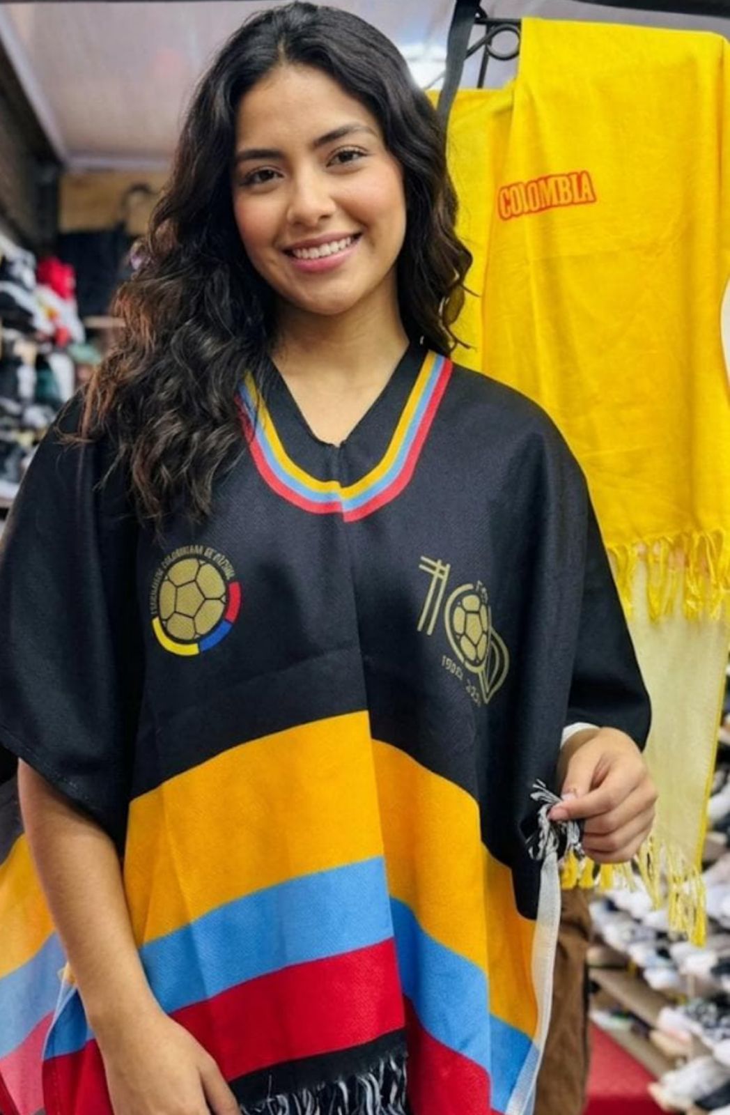 PONCHO SELECCION COLOMBIA